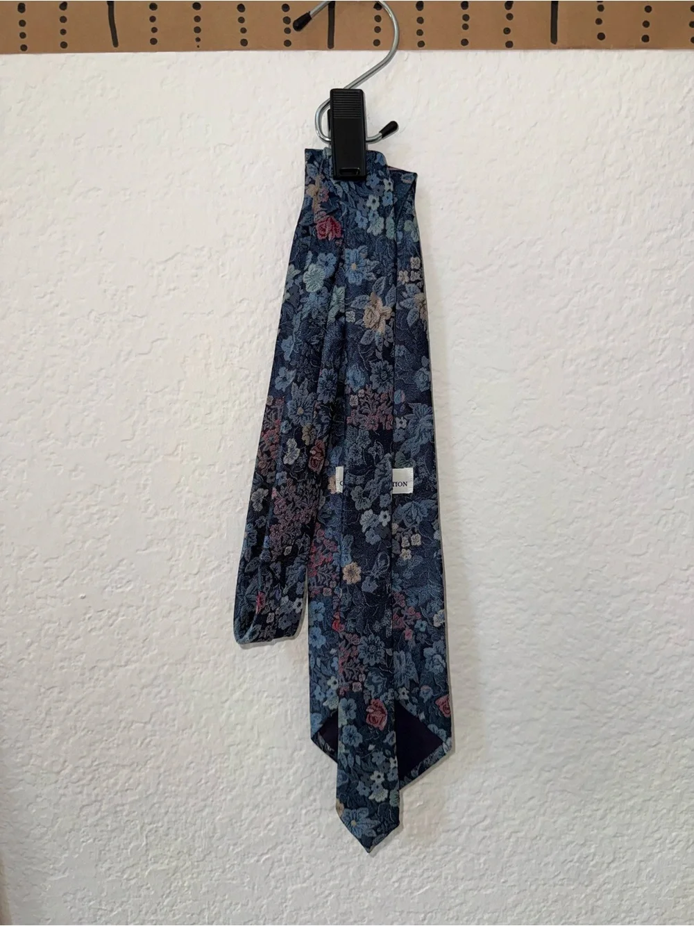 Preppy Classic Collection Floral Blue Men's Tie
